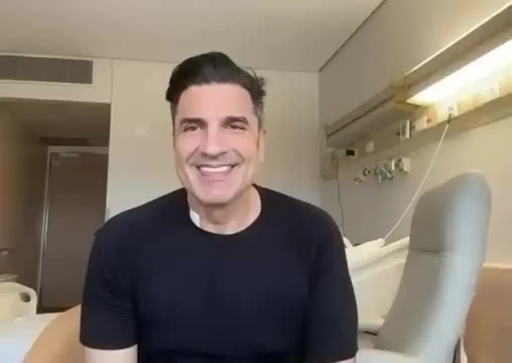 Edu Guedes reaparece após diagnóstico de câncer e revela detalhes de cirurgia