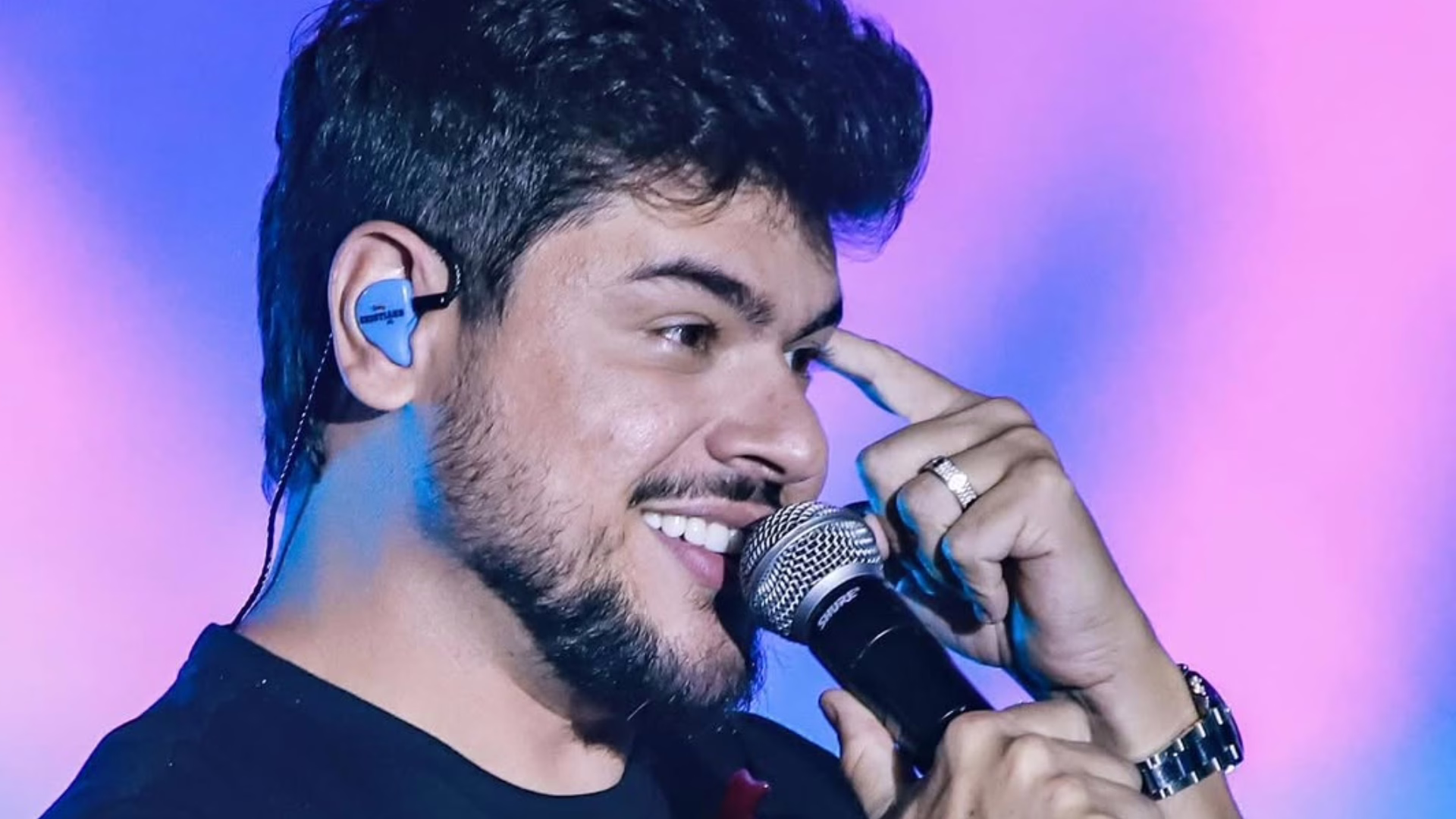 Cristiano alerta ao encontrar desenhos impróprios em itens da filha