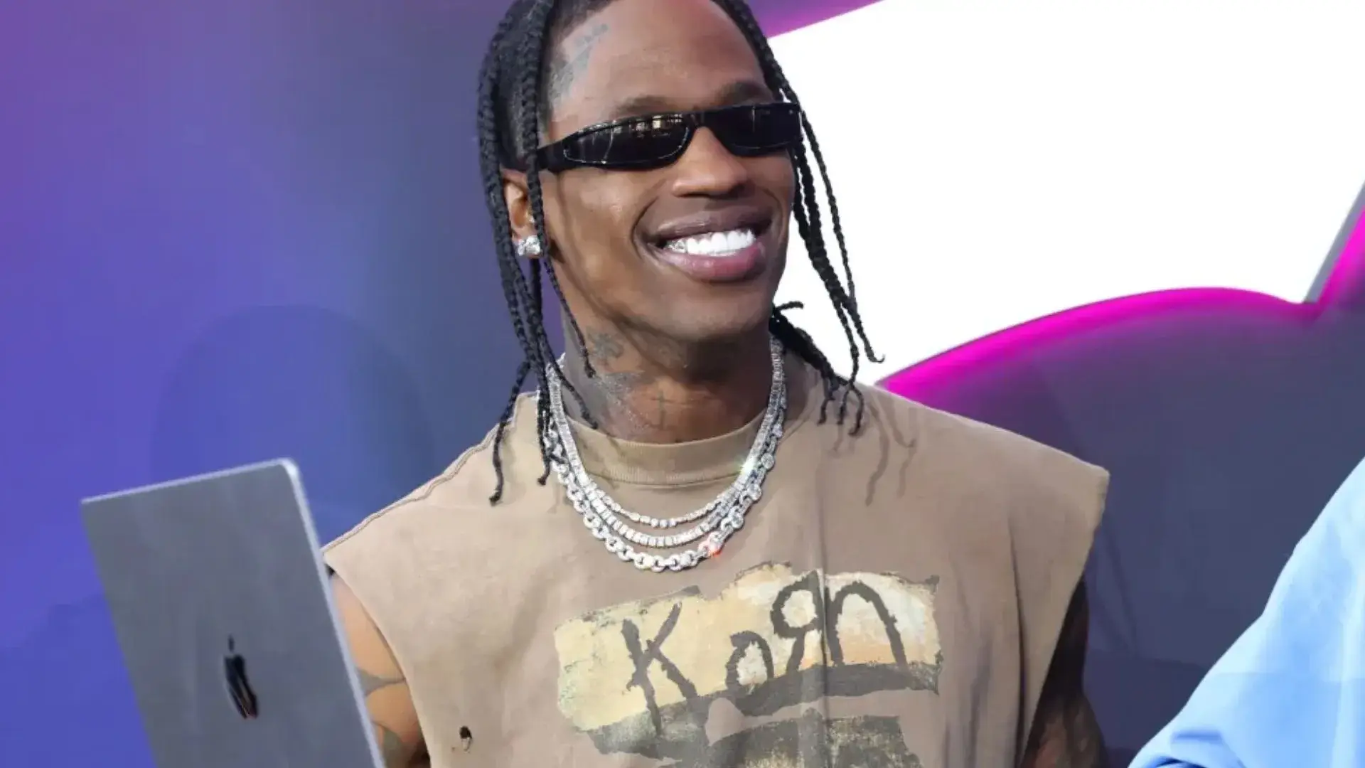 Fãs se chocam com local onde Travis Scott foi flagrado no Brasil
