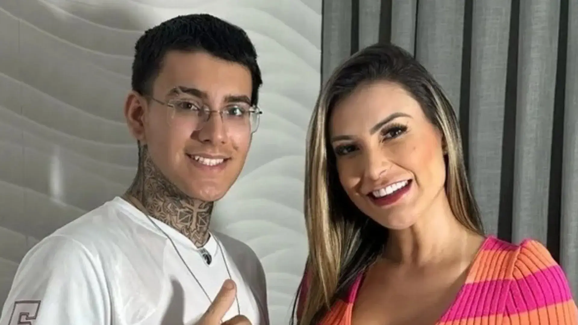 Andressa Urach revela como é sua relação com o filho