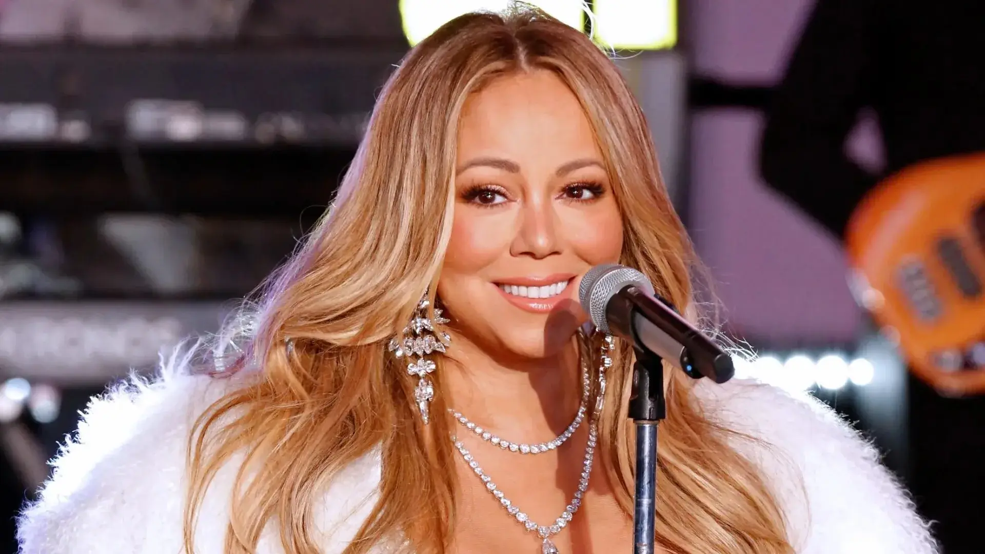 Mariah Carey lança prévia da música ‘Sugar Sweet’ e agita fãs nas redes sociais