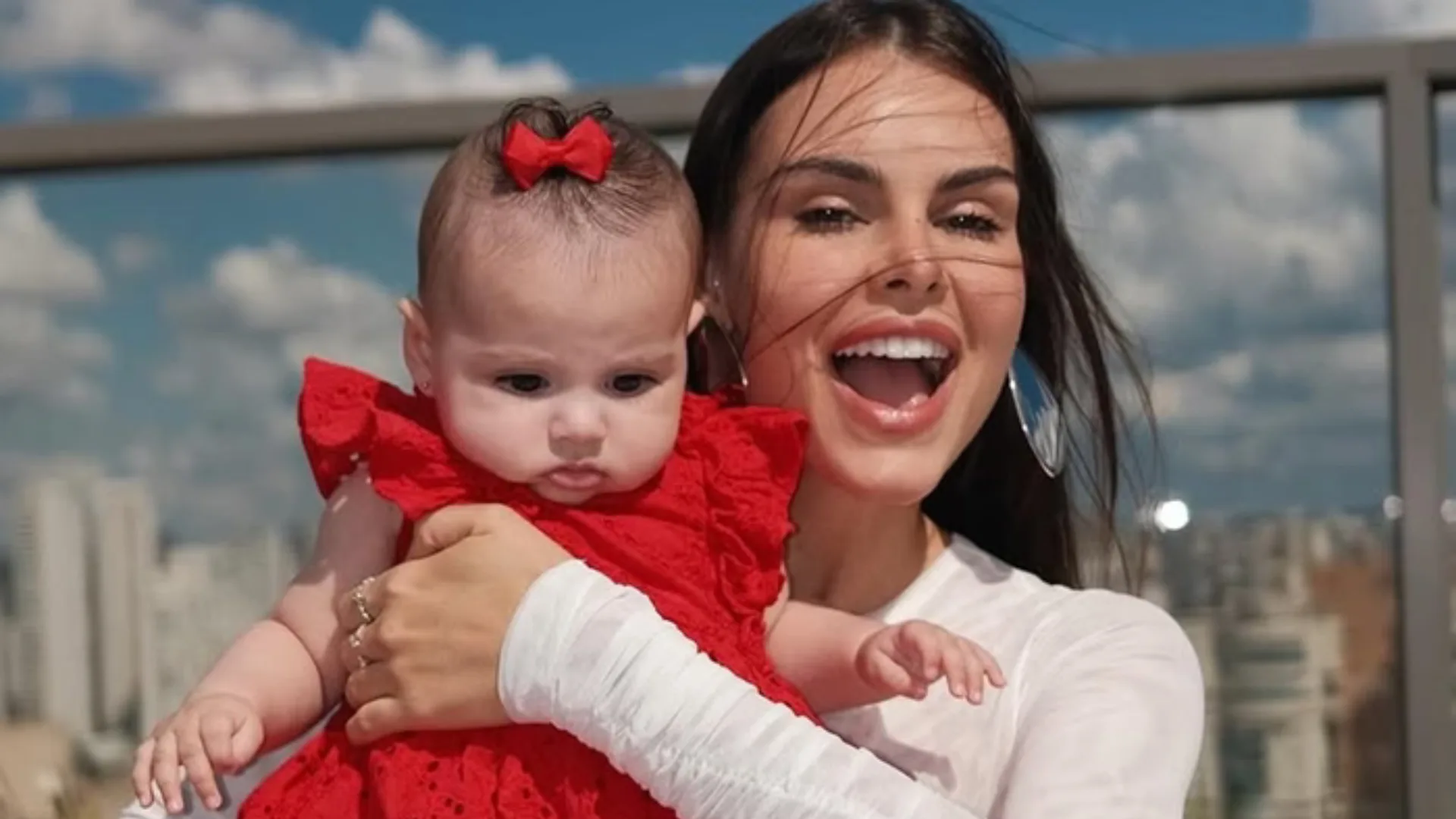 Amiga de Amanda Kimberlly revela exigência sobre fotos da filha de Neymar