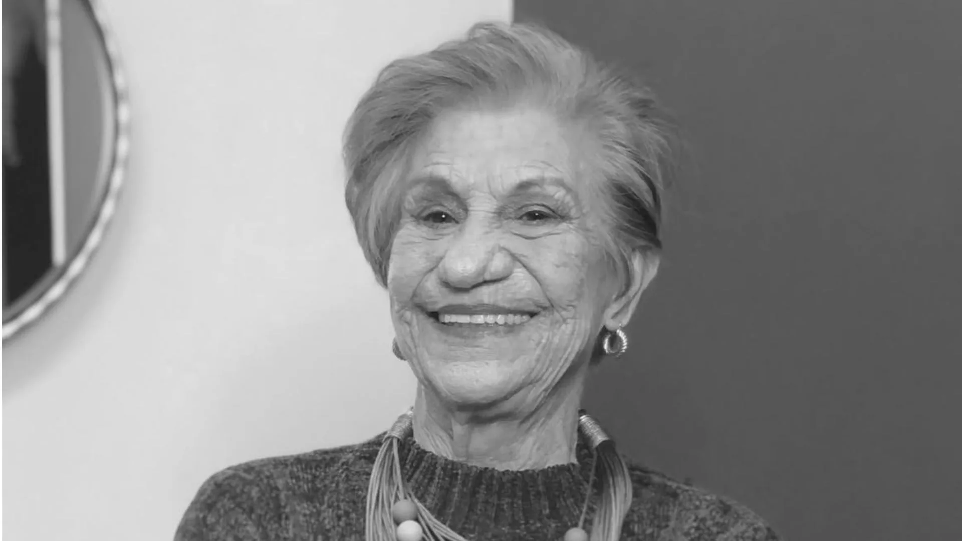 Influenciadora Coracy Arantes morre aos 82 anos após crise respiratória