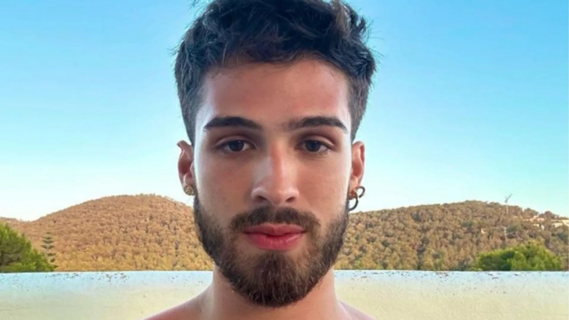 João Guilherme abre o coração sobre Bruna Marquezine em festa