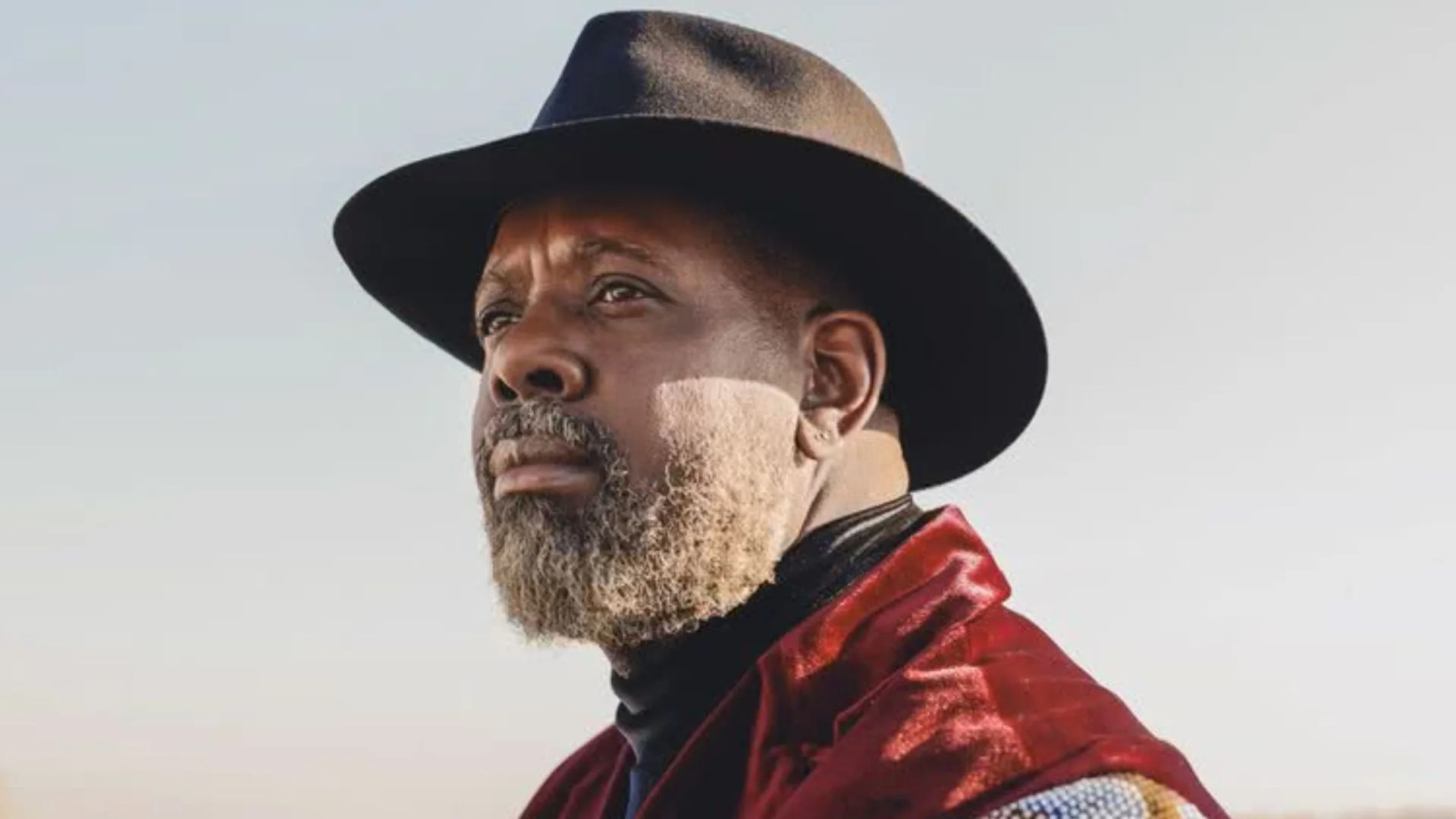 Péricles relembra período de depressão e faz alerta sobre a doença