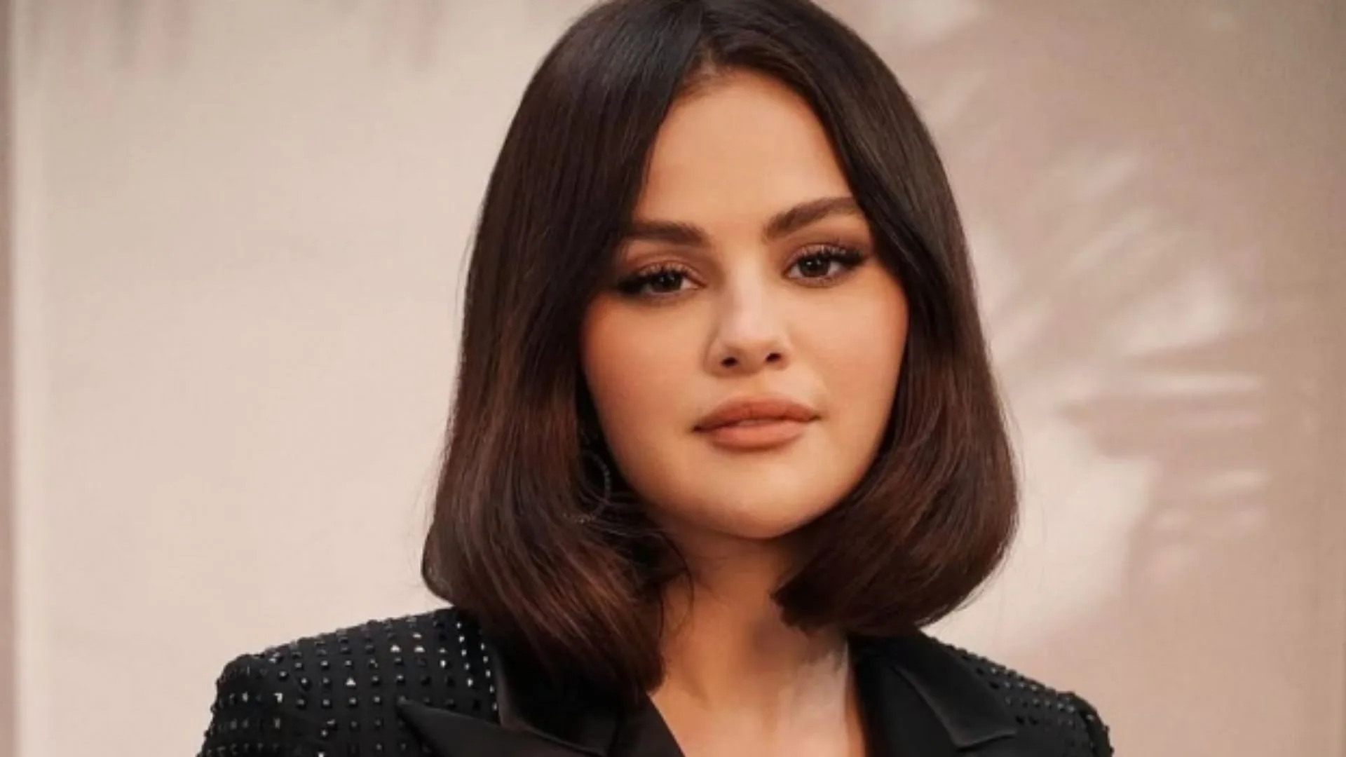 Selena Gomez revela como lida com as críticas que recebe