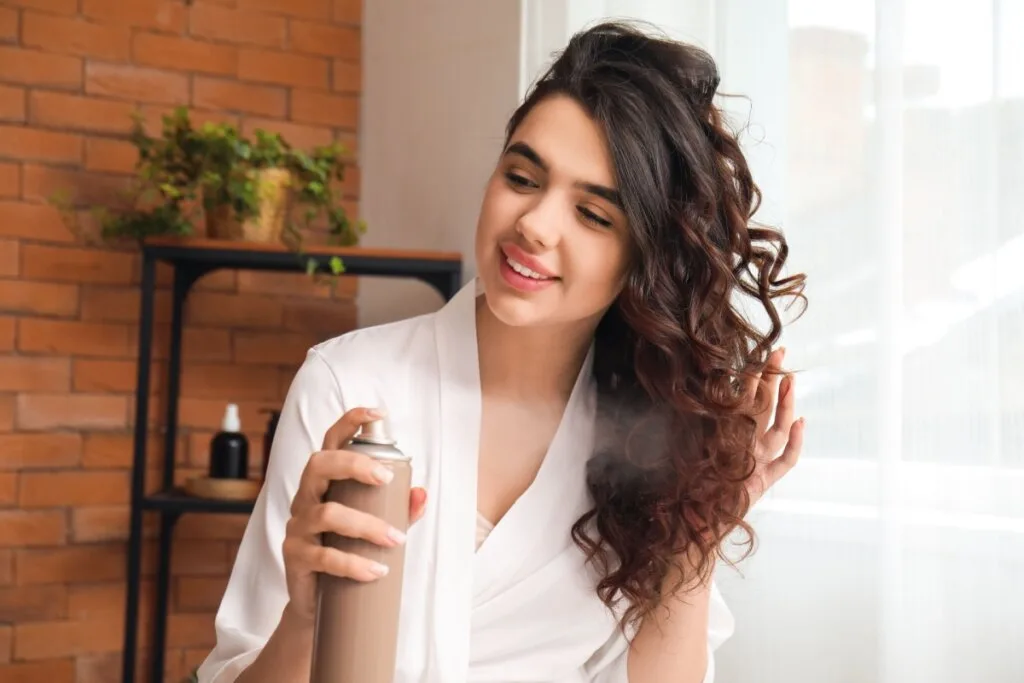 5 dicas para conquistar o volume dos anos 90 nos cabelos