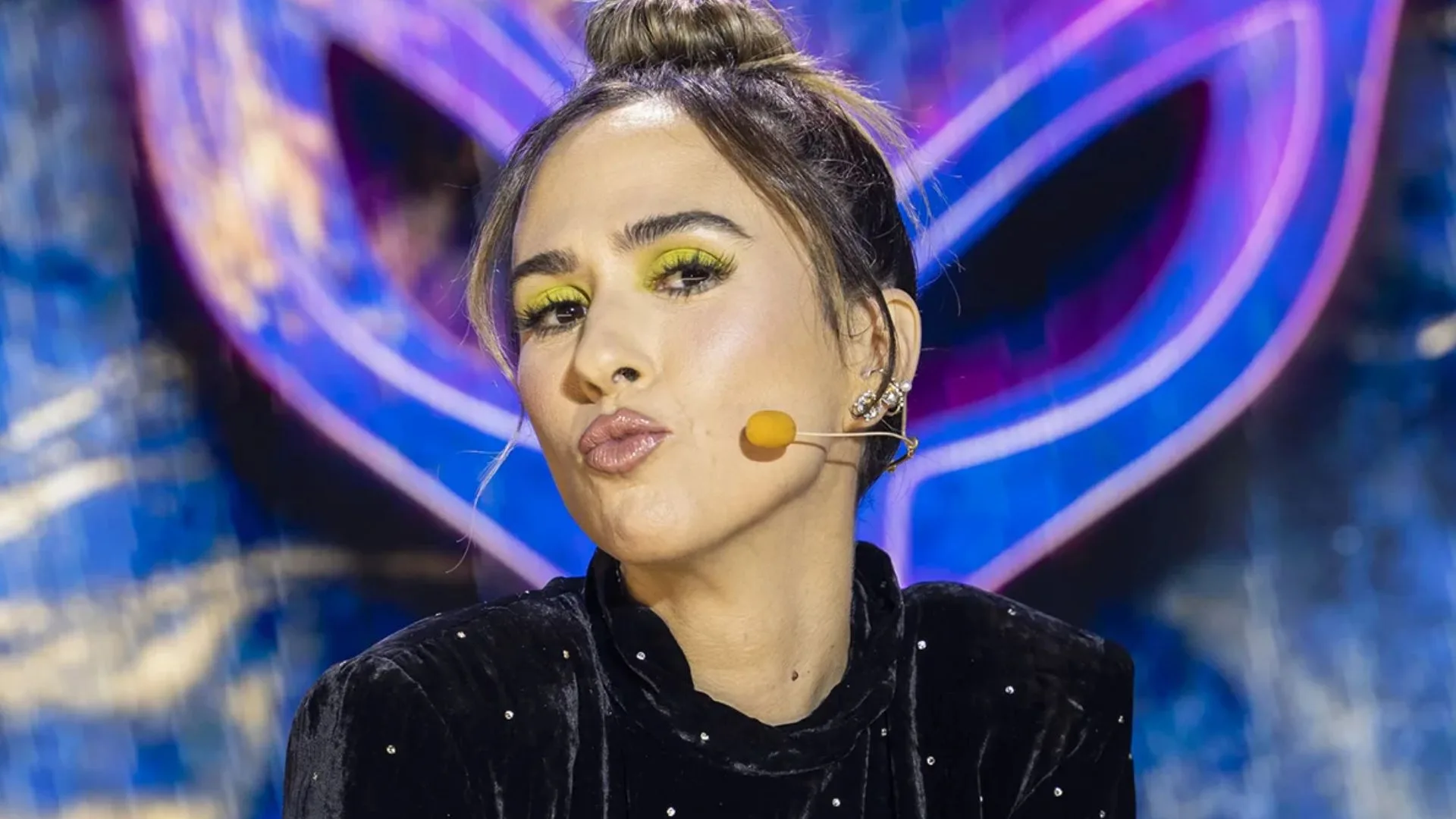 Tatá Werneck se emociona ao ler carta que escreveu para Junior na infância