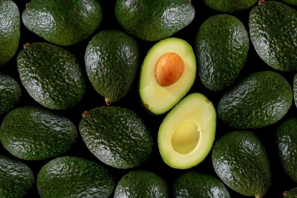 10 alimentos que ajudam a prevenir e a tratar a gordura no fígado