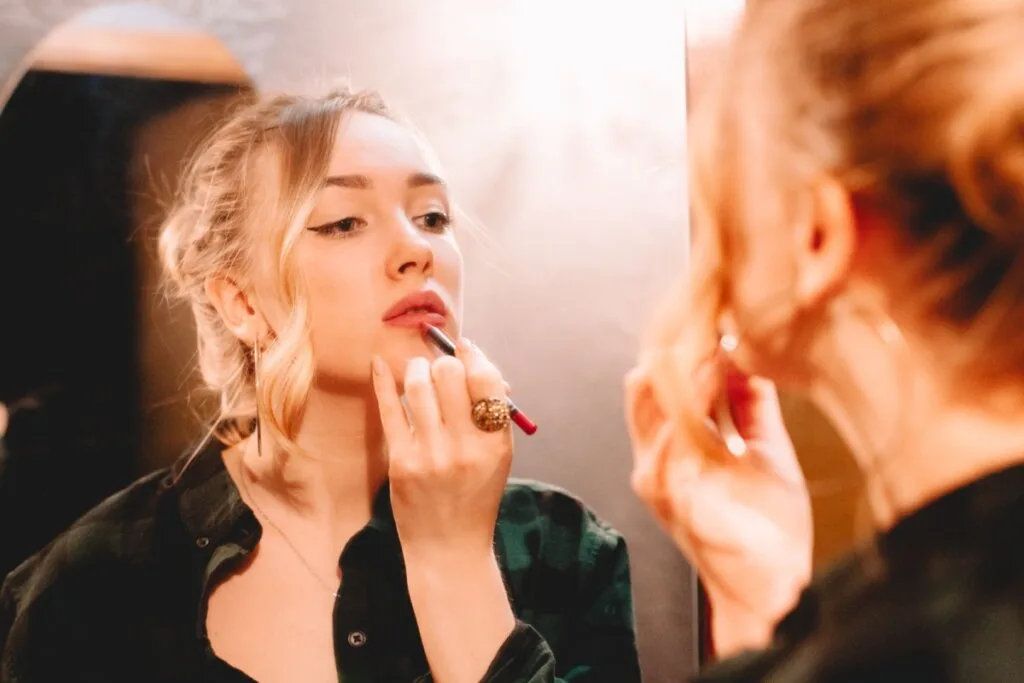 5 dicas para criar o efeito plumping nos lábios