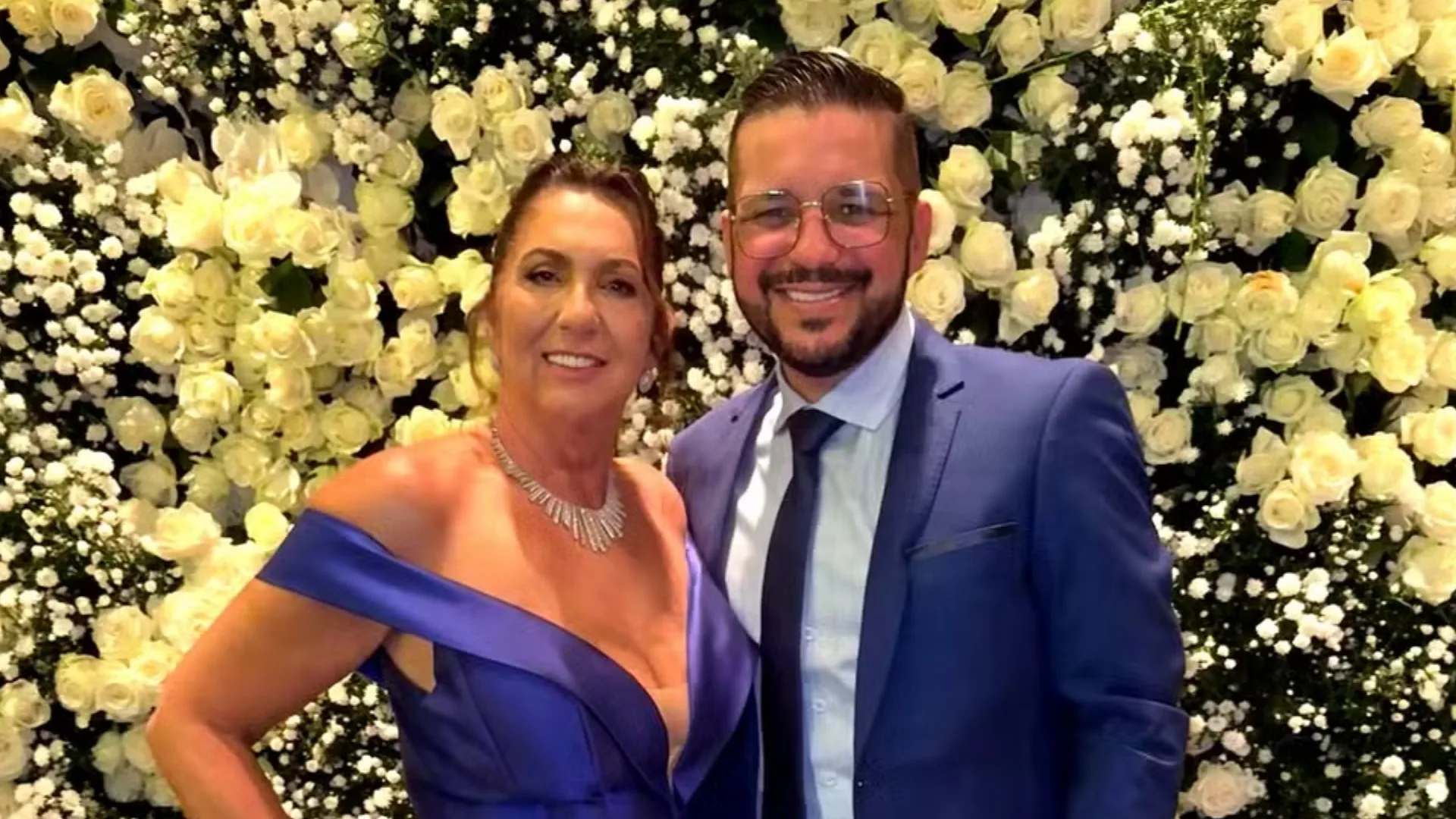 Namorado da mãe de Virginia ganha presente especial de Vini Jr