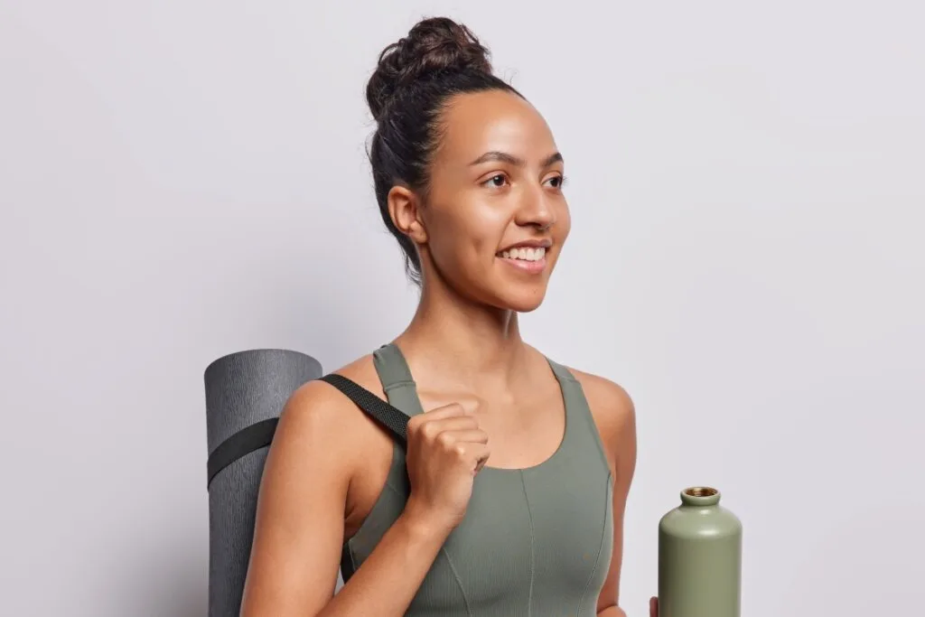 5 penteados práticos e estilosos para treinar