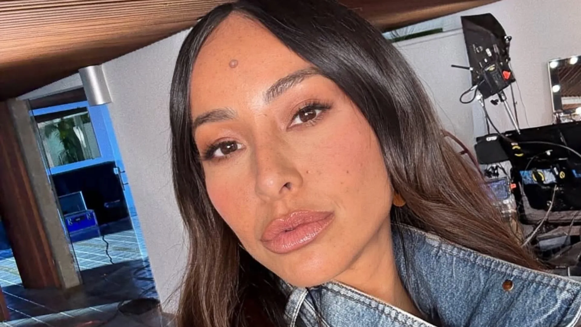 Sabrina Sato relembra dificuldades no “Pânico” e celebra superação com Nicole Bahls