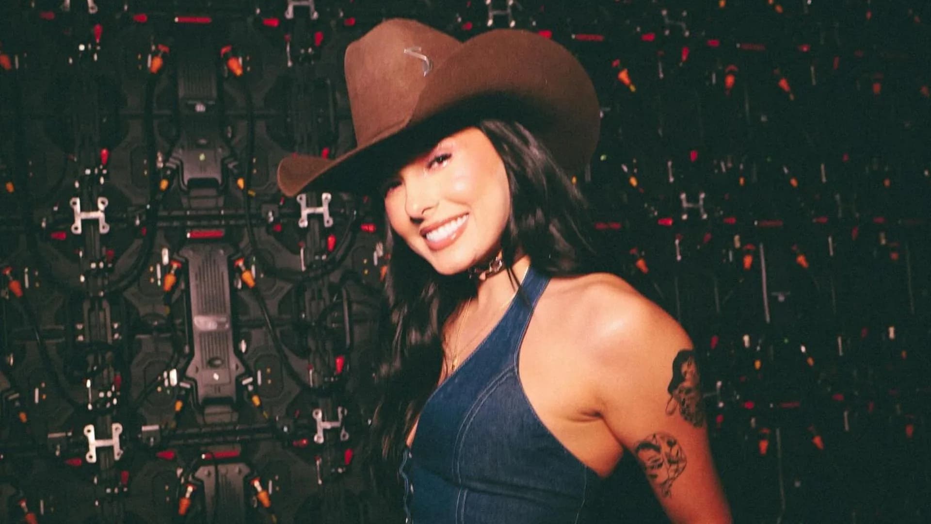 Antes e depois! Ana Castela exibe transformação física após treinos