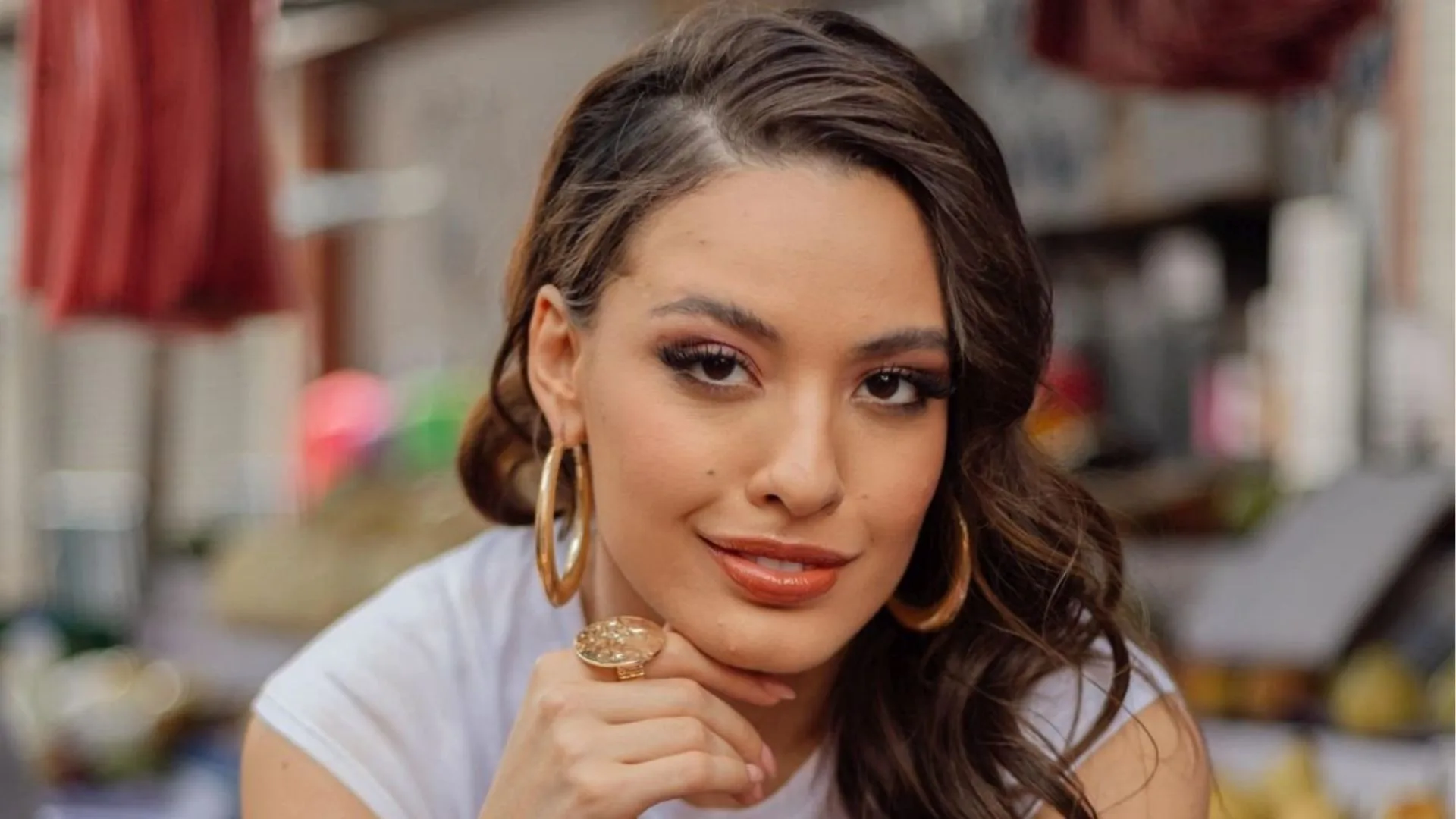 Beatriz Reis recria cena da morte de Odete Roitman em ‘Vale Tudo’