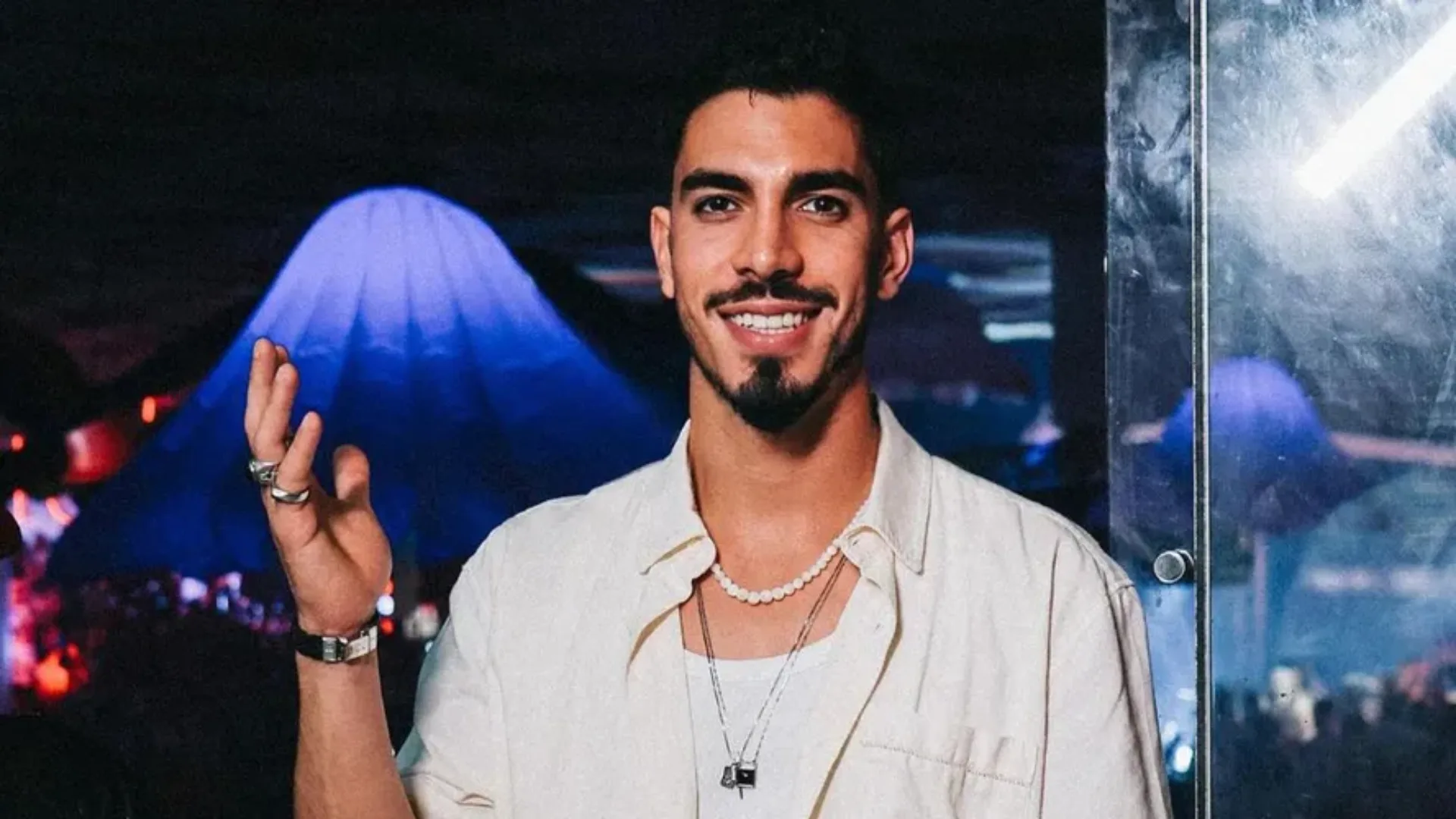 Gabriel David rebate Brunna sobre saída da Beija-Flor: “Agressão”