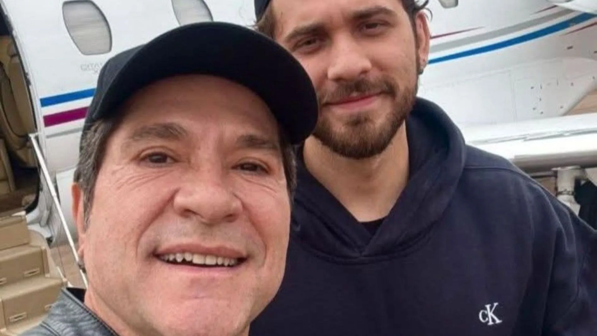 Gustavo Mioto e Daniel fazem homenagem para Nossa Senhora Aparecida