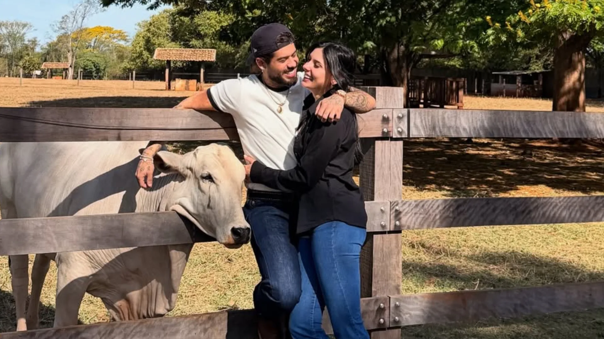 Zé Felipe e Ana Castela surgem em clima de romance em fazenda