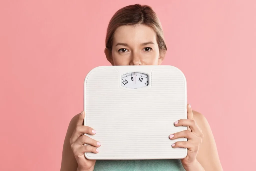 Refluxo: 5 maneiras práticas de aliviar os sintomas