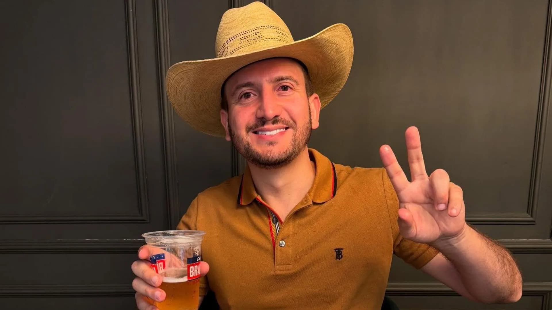 Incêndio atinge parte da casa do cantor Antony: “A gente nunca imagina”