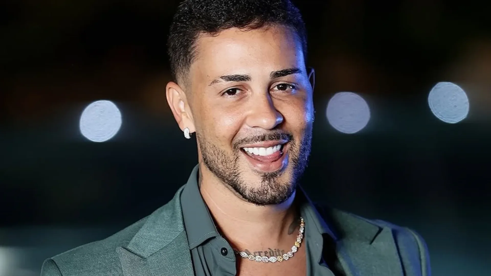 Após críticas, Carlinhos Maia dispara: “Não sou um boneco”