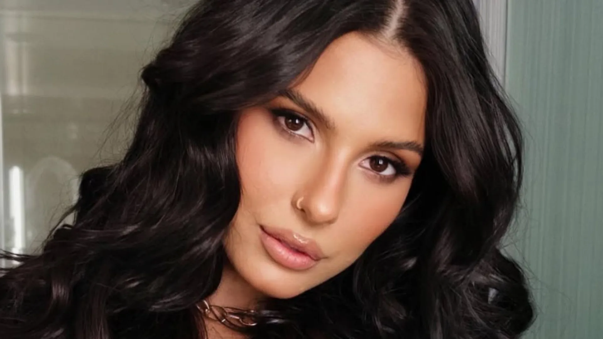 Ana Castela explica troca de música de Zé Felipe por Mioto