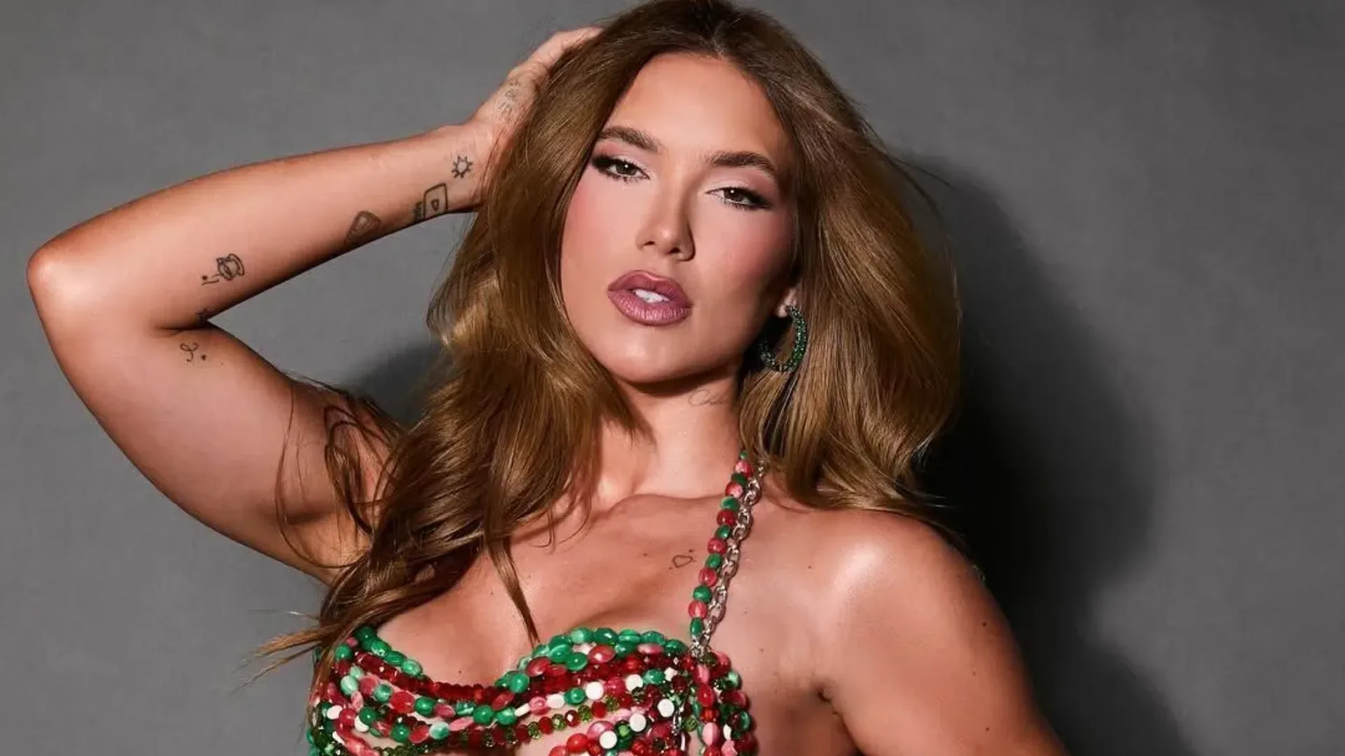 Virginia participa de ensaio da Grande Rio acompanhada dos filhos