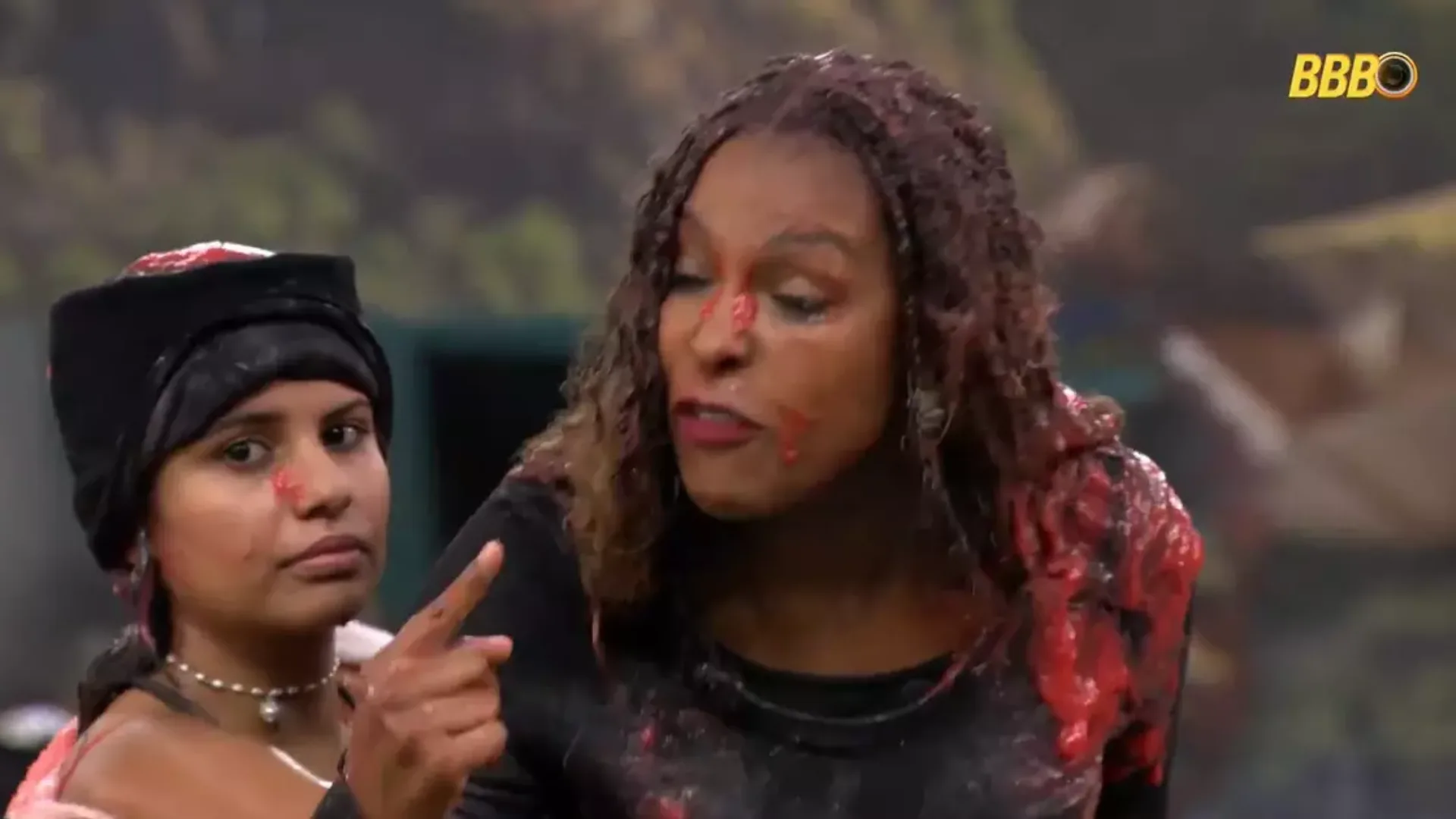 BBB 26: Sol se exalta e parte para cima de Floss e Ana Paula