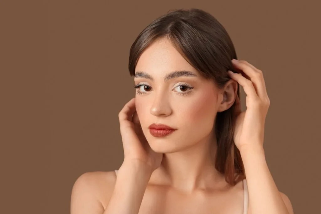 Bronze glow makeup: como conquistar o visual do verão