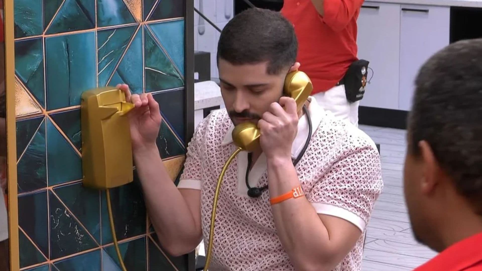 BBB 26: Marcelo atende o Big Fone e ganha poder especial na semana