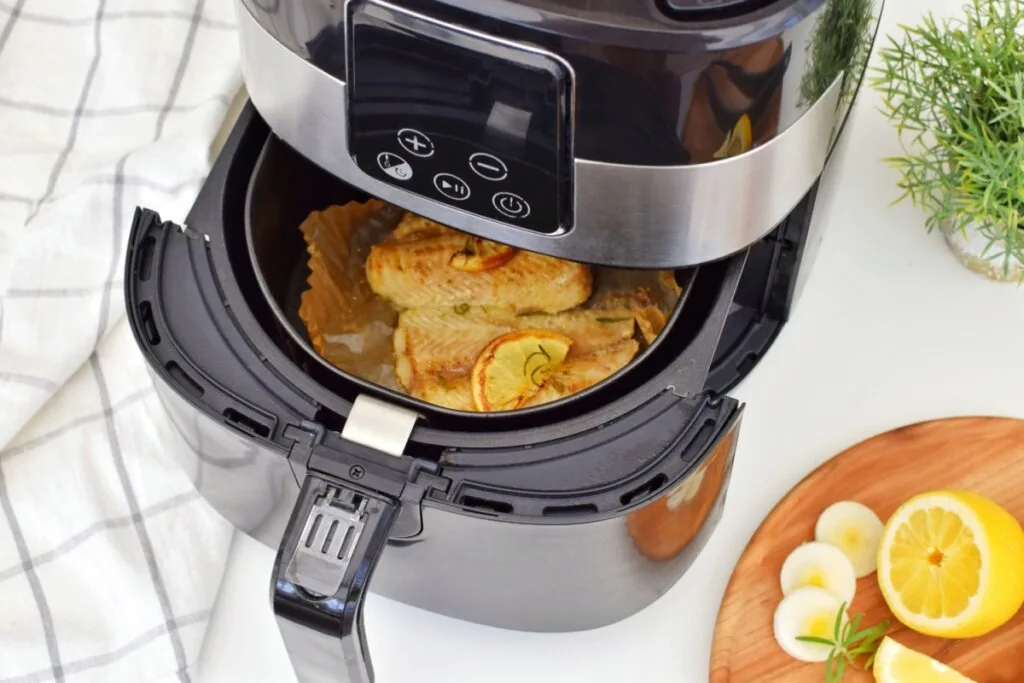 Almoço saudável: 4 receitas leves e práticas para fazer na air fryer