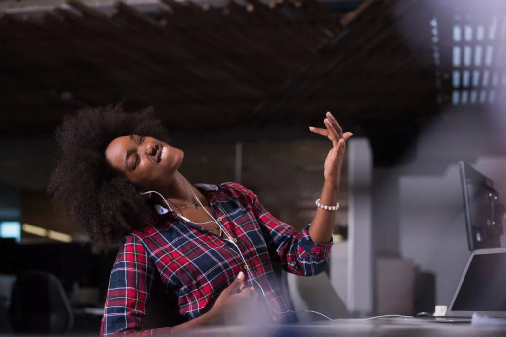 7 formas de usar a música para cuidar das emoções e do humor