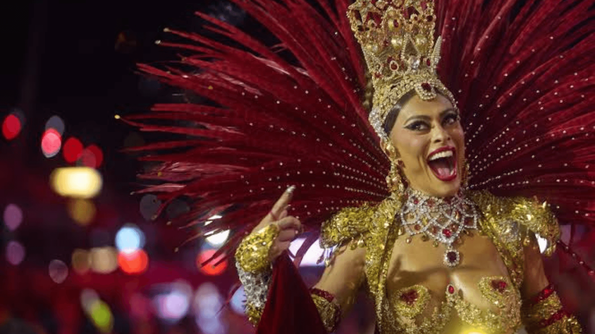 De volta após 17 anos, Juliana Paes chora ao ver Viradouro campeã no Rio