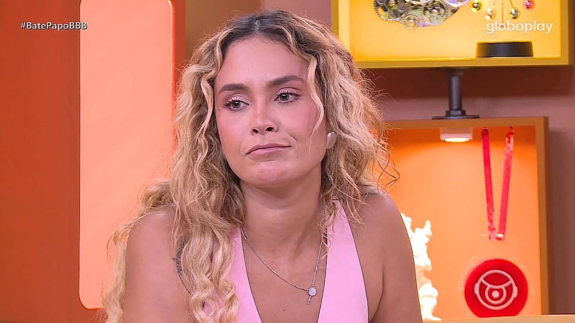BBB 26: Sarah reage ao ver porcentagens do paredão e admite surpresa