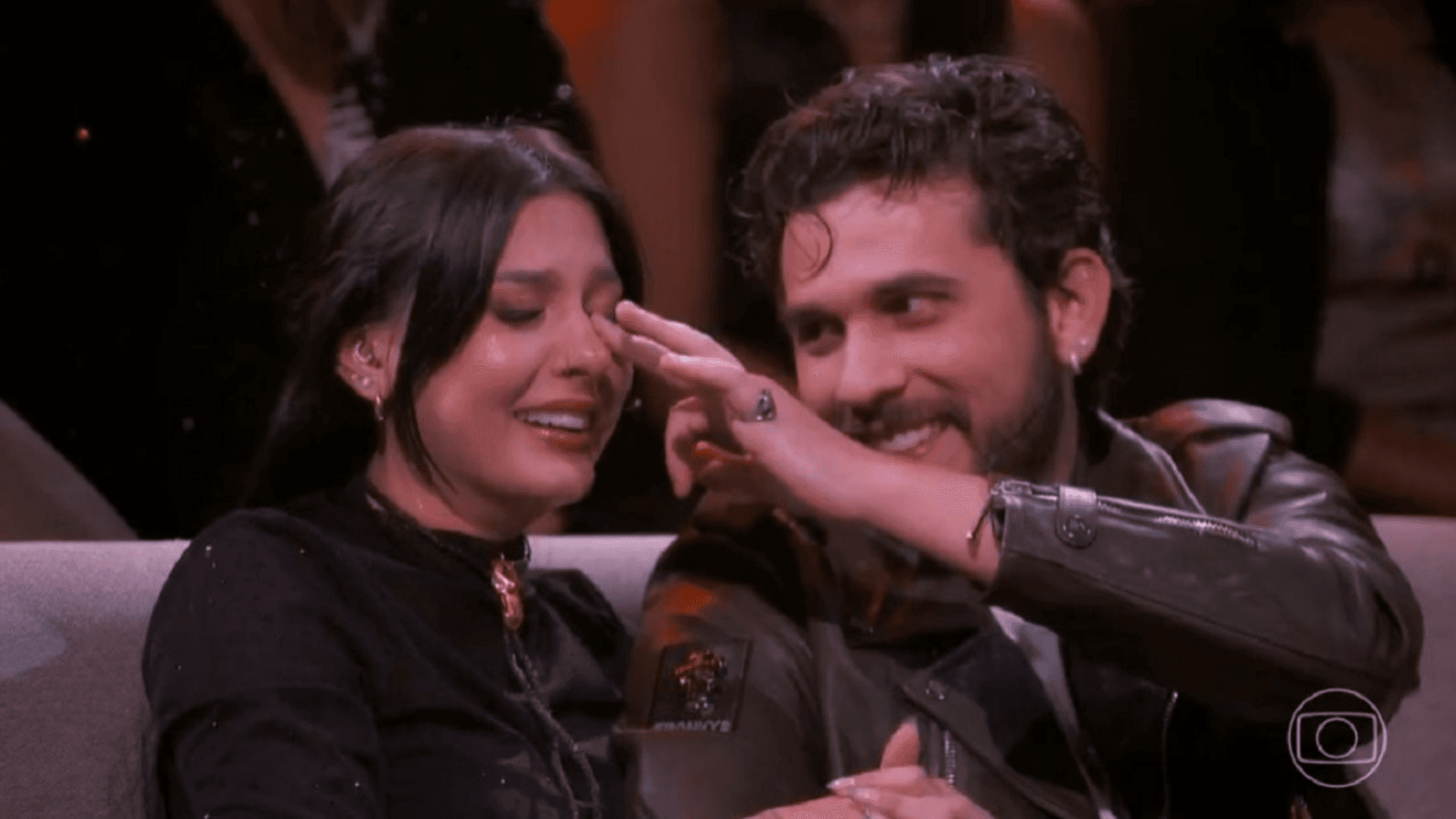 Mãe de Ana Castela resgata vídeo da filha com Gustavo Mioto