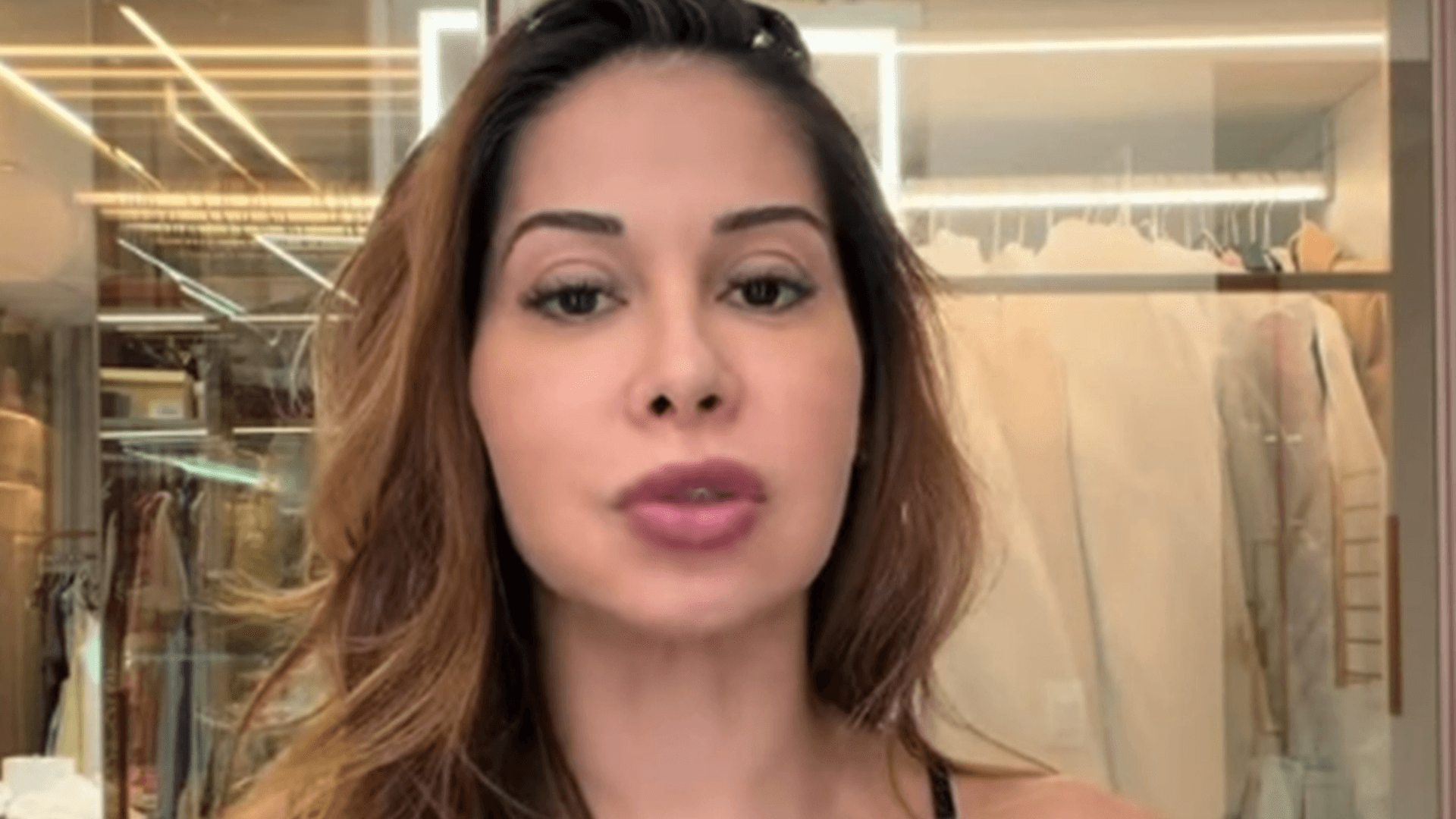 Maíra Cardi se pronuncia após repercussão de vaga de emprego para social media