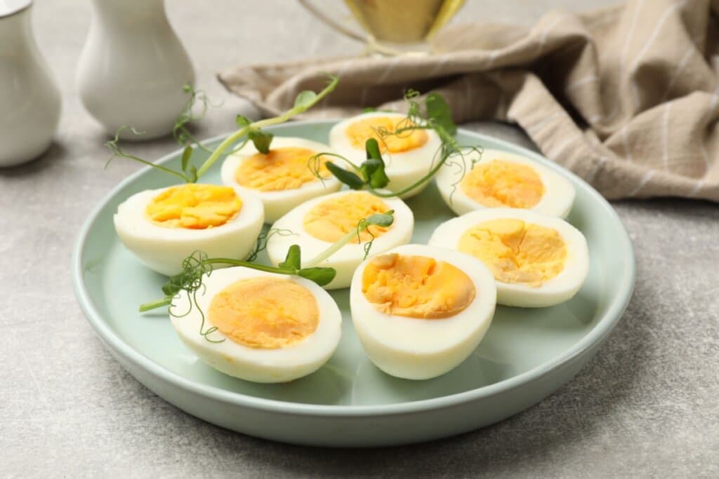 Ovo antes ou depois do treino? Veja os benefícios para quem pratica atividade física