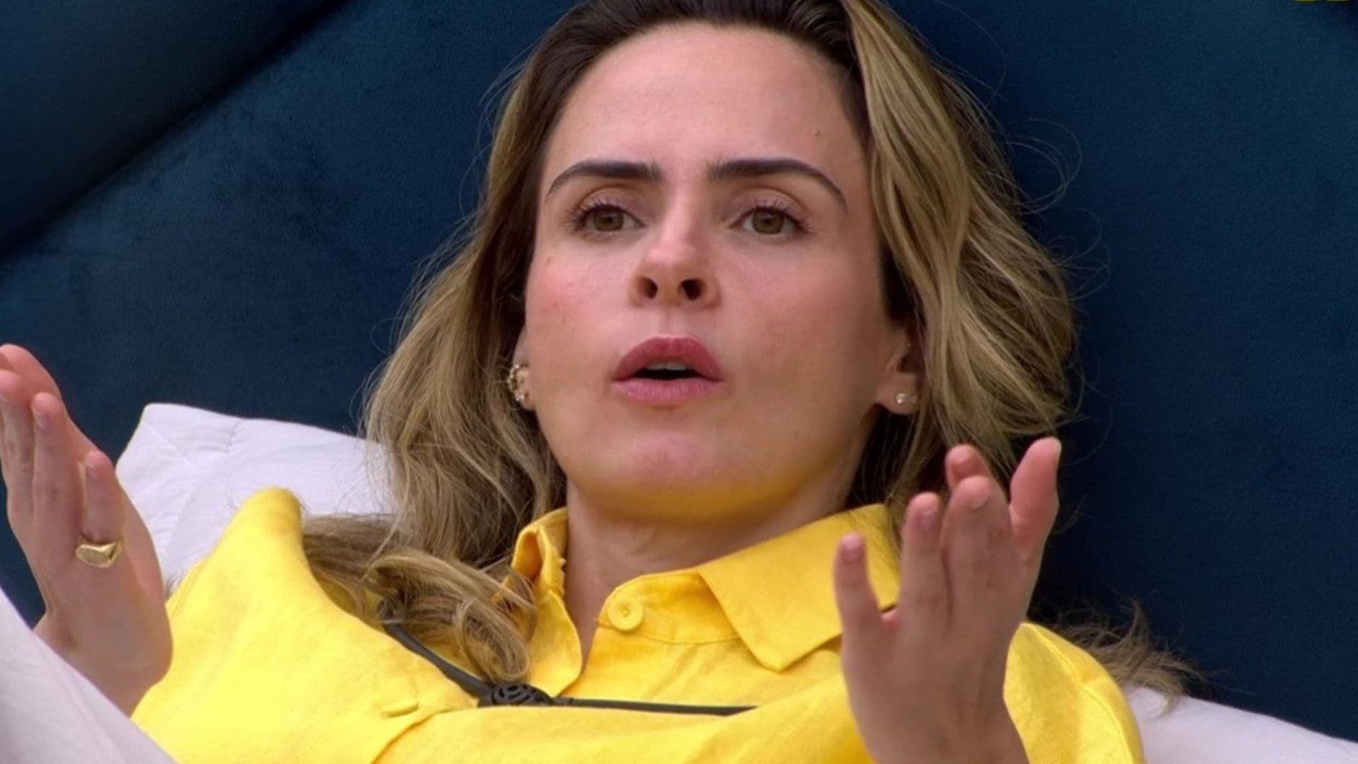 Ana Paula Renault desiste de conversa com Samira e se irrita