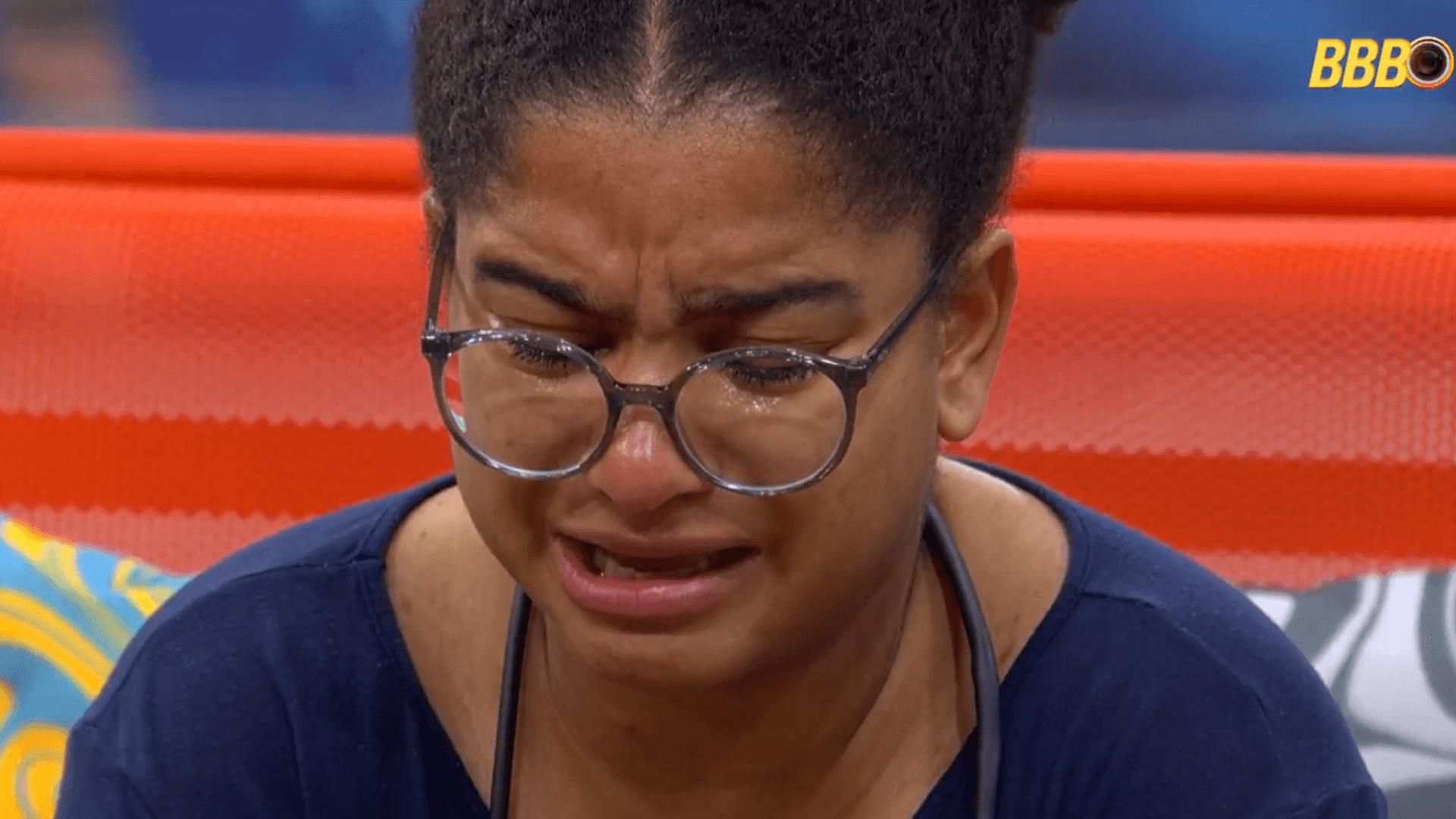 BBB 26: Abalada, Milena chora e lamenta saída de Samira