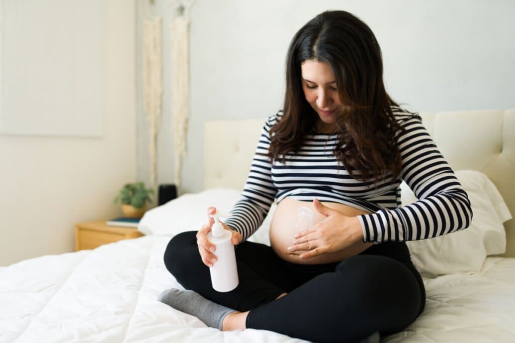 Gravidez e pele: veja o que muda em cada trimestre e os cuidados essenciais