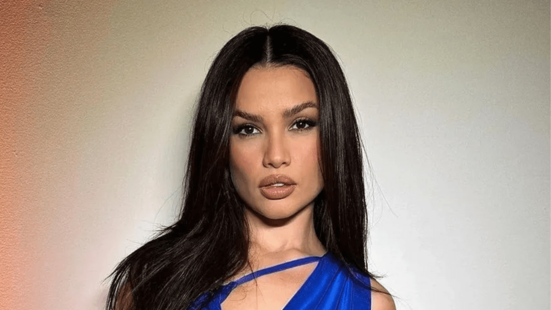 Juliette se defende após foto de seus dentes repercutir