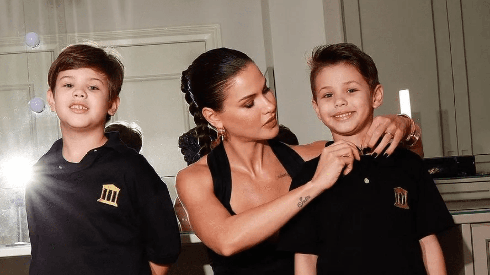 “É Dia Das Mães!”: caçula de Andressa Suita dá sermão no irmão