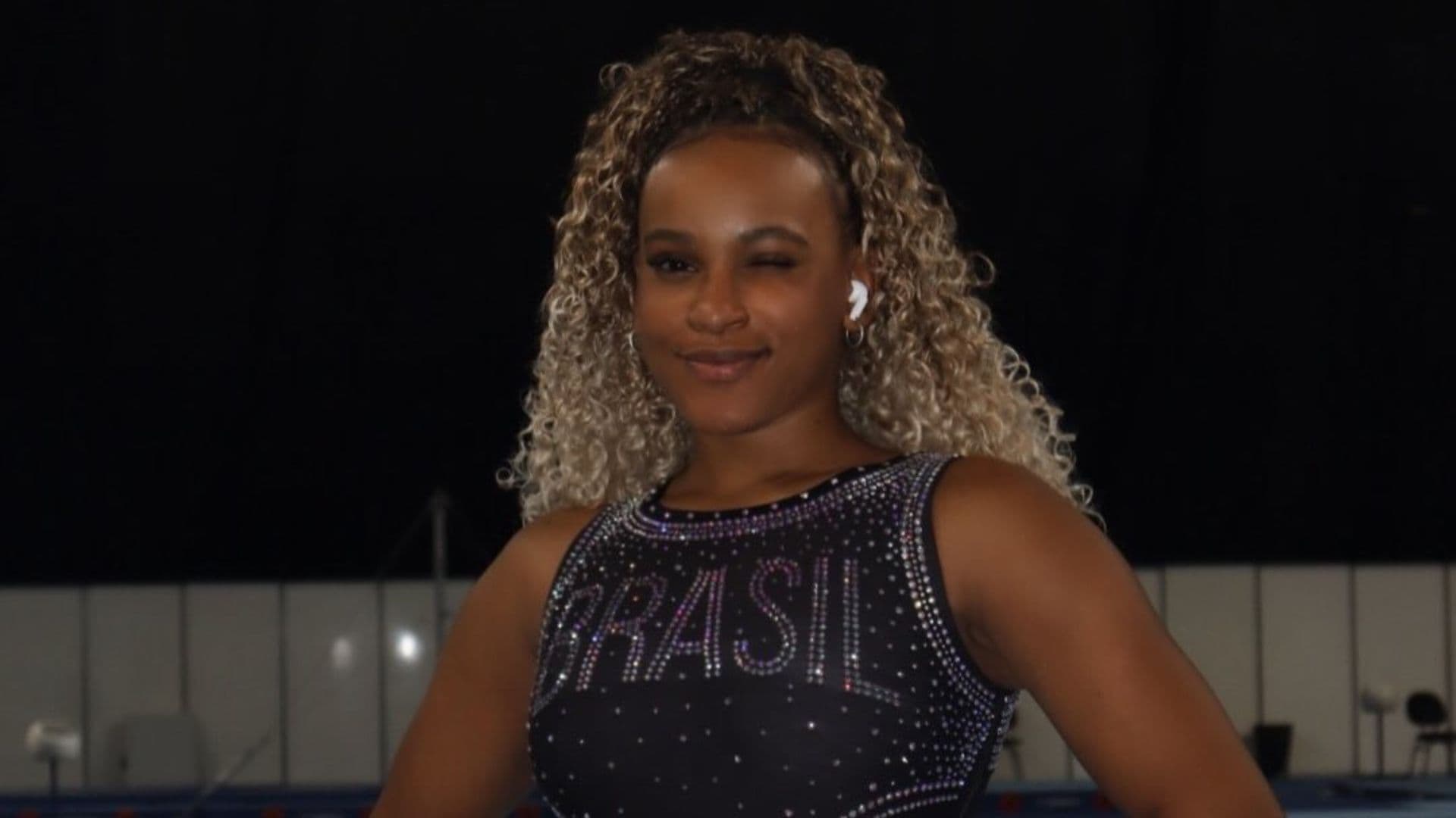 Rebeca Andrade conquista ouro no salto do Pan-Americano de Ginástica ao voltar às competições