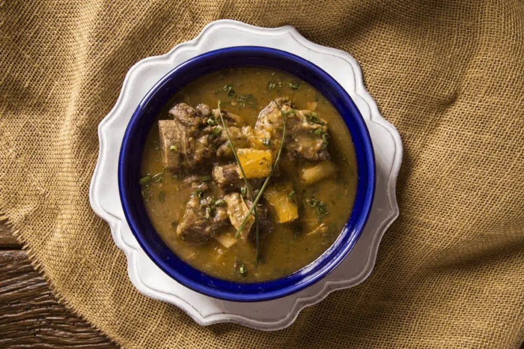5 receitas tradicionais da culinária brasileira para celebrar a vitória da Seleção