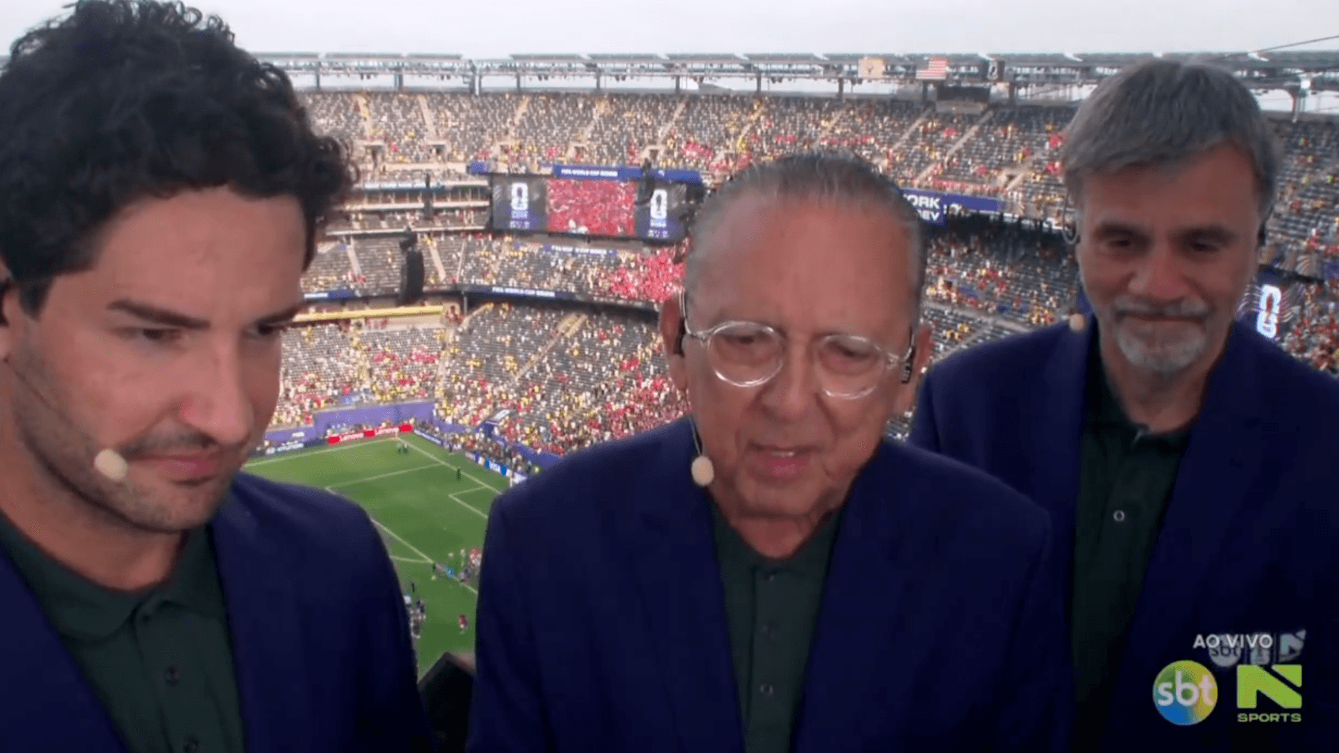 Galvão Bueno faz despedida emocionante após eliminação do Brasil