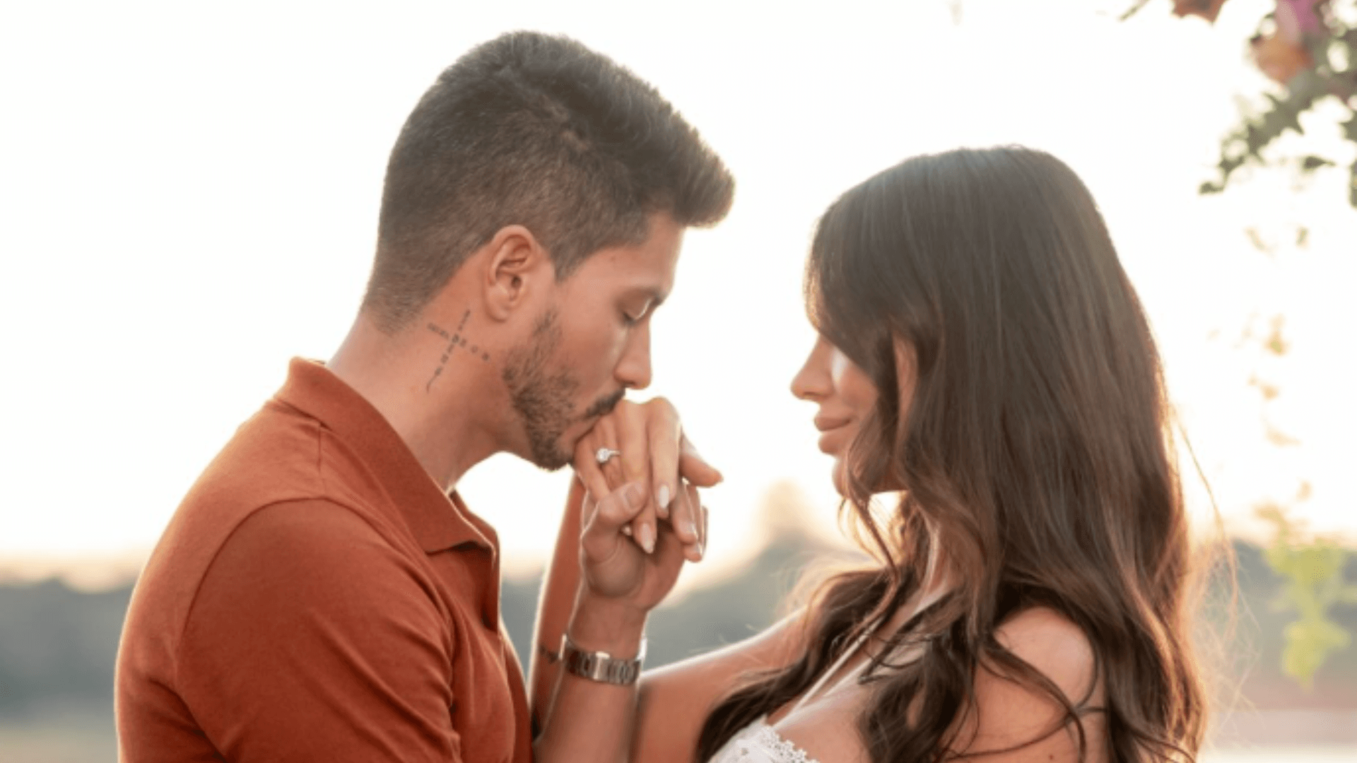 Arthur Aguiar revela detalhes de pedido de casamento a Jheny Santucci