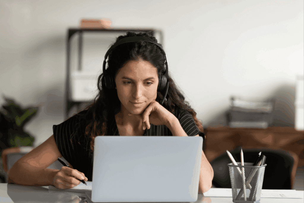 Brasileiros voltam a estudar e mudam o rumo da carreira 