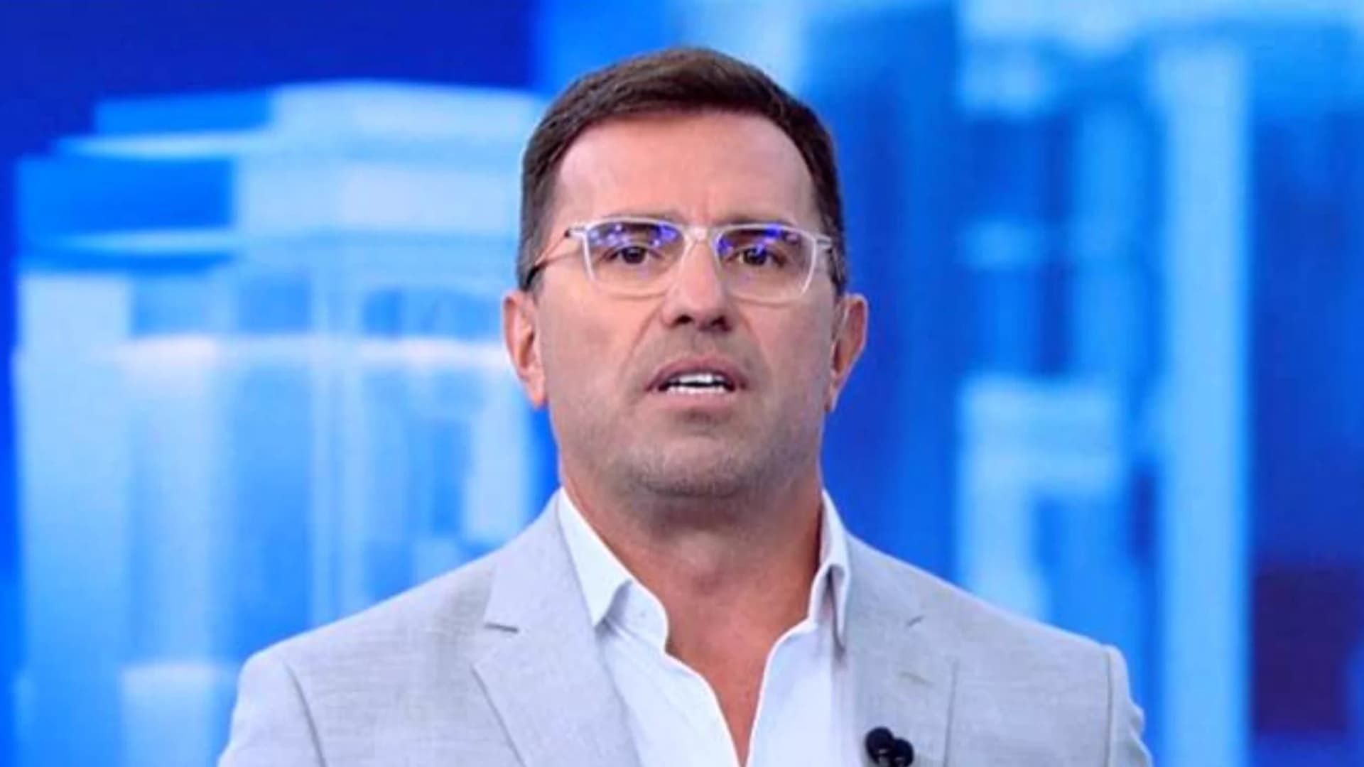 Rodrigo Bocardi encerra contrato com SBT após acusação de extorsão