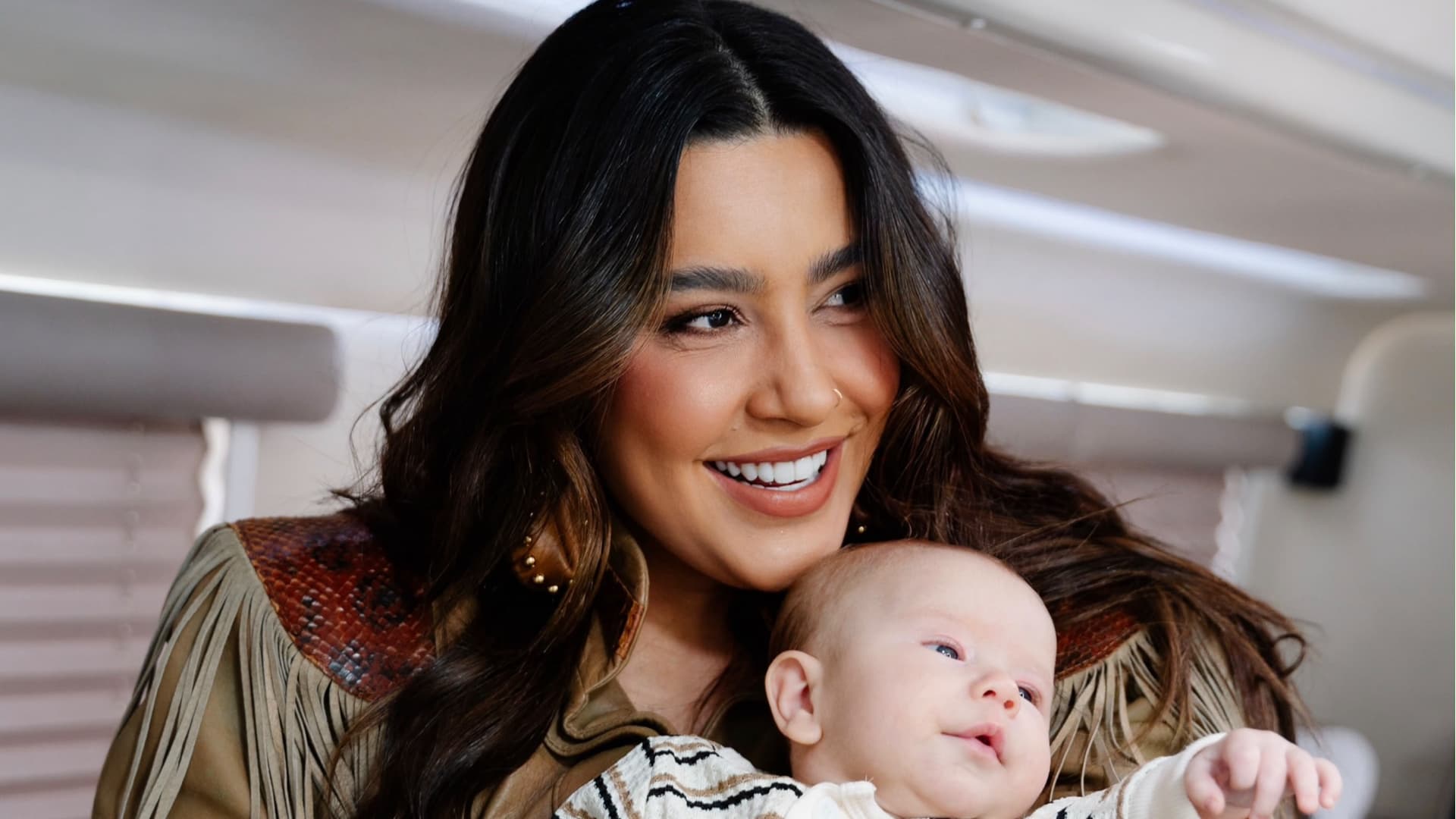 Lauana Prado mostra rosto do filho, Dom, pela primeira vez: “Maior amor que já senti”