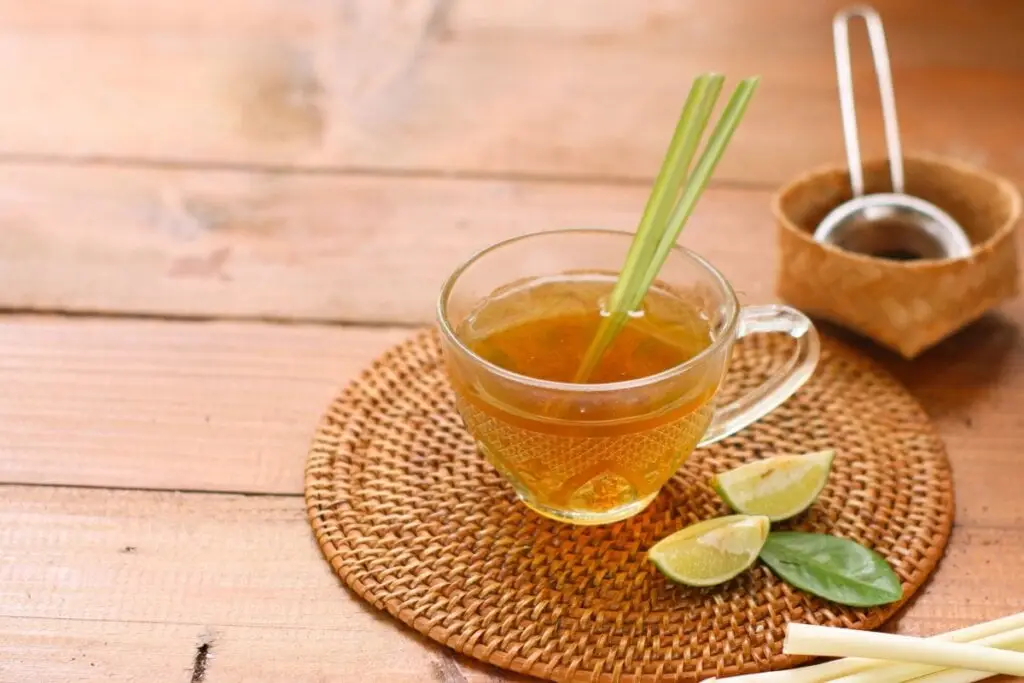 7 chás deliciosos e práticos para os dias frios